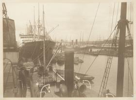 Hafen (aus dem Album "Hamburg: Land und Leute der Niederelbe", Nachträge)