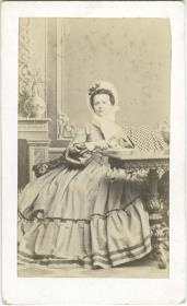 Porträt der Anna Lauchery