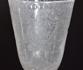 Pokal mit Grenadieren