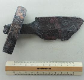 Schwertgrifffragment