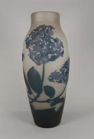 Vase mit Hortensien
