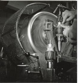 Robert Bosch GmbH, Maschinelles Wickeln von Ankern für Motoren