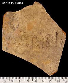 Hieratisches Ostrakon mit einem erhaltenen Personennamen