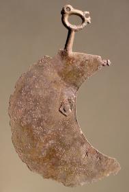 Halbmondförmiges Rasiermesser