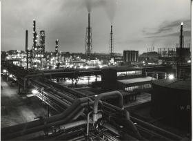 Aral AG, Raffinerie in Gelsenkirchen-Scholven bei Nacht