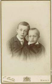 Porträt zweier Jungen