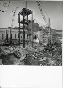 AEG-Kanis GmbH, Baustelle auf einem Fabrikgelände