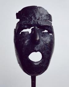 Masque Montserrat criant