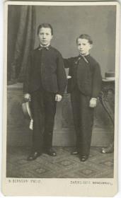 Porträt zweier Jungen