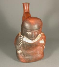 Sitzende anthropomorphe Figur mit Kind
