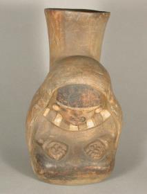 Sitzende anthropomorphe Figur