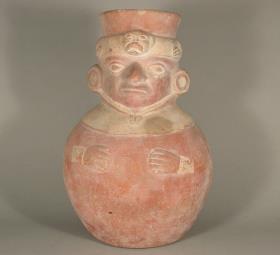 Stehende anthropomorphe Figur