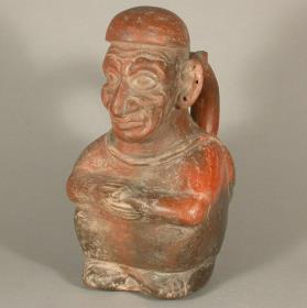 Sitzende anthropomorphe Figur