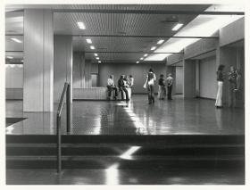 München, Gymnasium Fürstenried, Innenraum