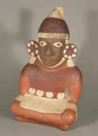 Sitzende anthropomorphe Figur