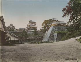 Blick auf die Schloßanlage von Kumamoto 熊本城 von außen