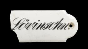 Namensschild "Lövinsohn."