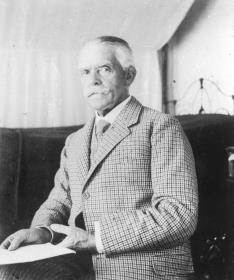 Portraitaufnahme von Georg Schweinfurth