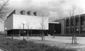 Neubau Museum für Völkerkunde, Eingangshalle (Neuer Haupteingang Lanstraße 8)
