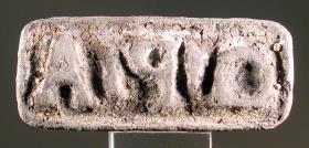 Stempel mit lateinischer Inschrift QIPIA bzw. Q . P. A