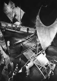 Ausstellung der Abteilung Südsee im Neubau: Blick in die Bootshalle