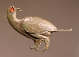 Fibel in Form eines Vogels