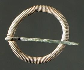 Späte Ringfibel