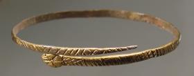 Armring in Form einer Schlange
