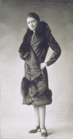 Frau in Mantel von Guttmann