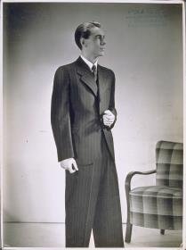 Mann in Anzug von Paul Groß
