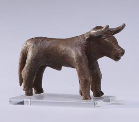 Votivstatuette: Stier