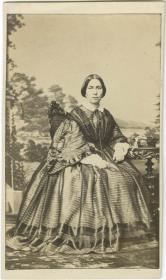 Porträt der Luise Thomas