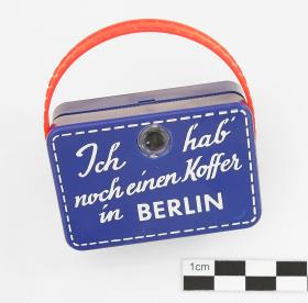 Ich hab' noch einen Koffer in Berlin.