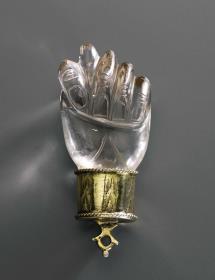 Amulett in Form einer Neidfeige