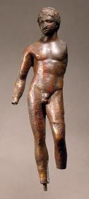 Römische Statuette eines stehenden nackten Jünglings