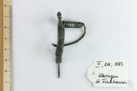 Fibel mit umgeschlagenem Fuß