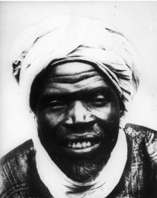 Portait eines Hausa Mannes