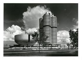 München, Hauptverwaltung der BMW AG, Ensemble