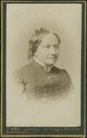 Porträt der Agnes Koch