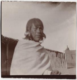 "Choroti-Indianer mit Ohrpflock" (OT)