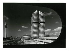 München, Hauptverwaltung der BMW AG, Ensemble