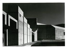 Regensburg, Universität, zentrales Hörsaalgebäude