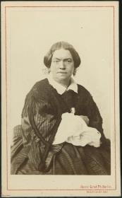 Porträt der Charlotte Birch-Pfeiffer