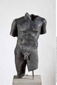 Tischstütze: Männlicher Torso (Athlet)