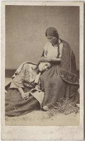 Zwei indianische Frauen