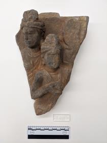 Drei Adoranten, zwei davon mit Turban (Fragment)