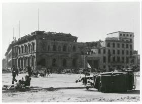 Die Reichskanzlei nach dem Sturm