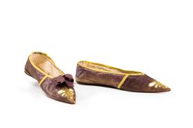 Auberginefarbene Damenslipper