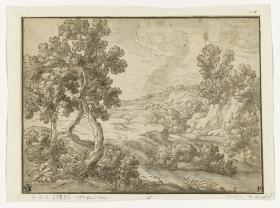 Hügelige baumbestandene Landschaft