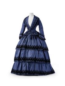 Blaues Promenadenkleid